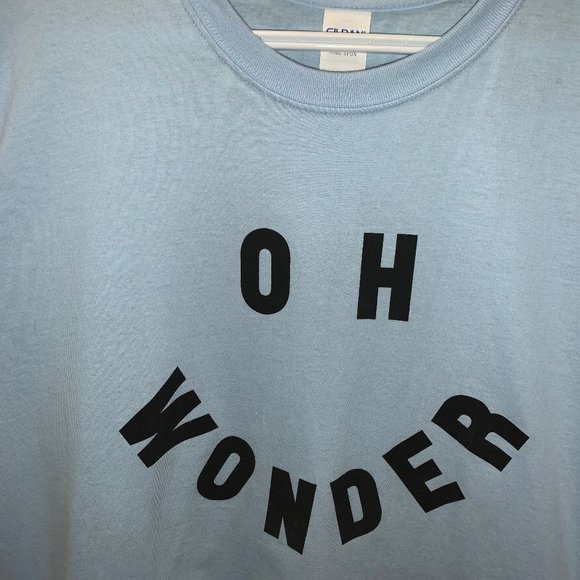 Oh Wonder - Picture 2 of 2